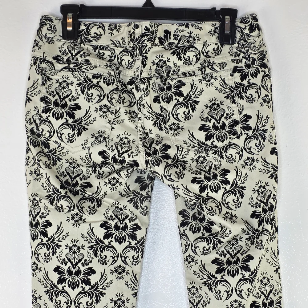 Free People Flocked Black Floral Brocade Pattern Denim Damask Jeans 26